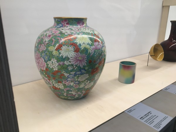 Anonyme (Jingdezhen, Chine), vase 1000 fleurs, Qing dynasty (1644 - 1911), règne Qianlong (1736 - 1795), Musée national d'art asiatique Guimet, Paris